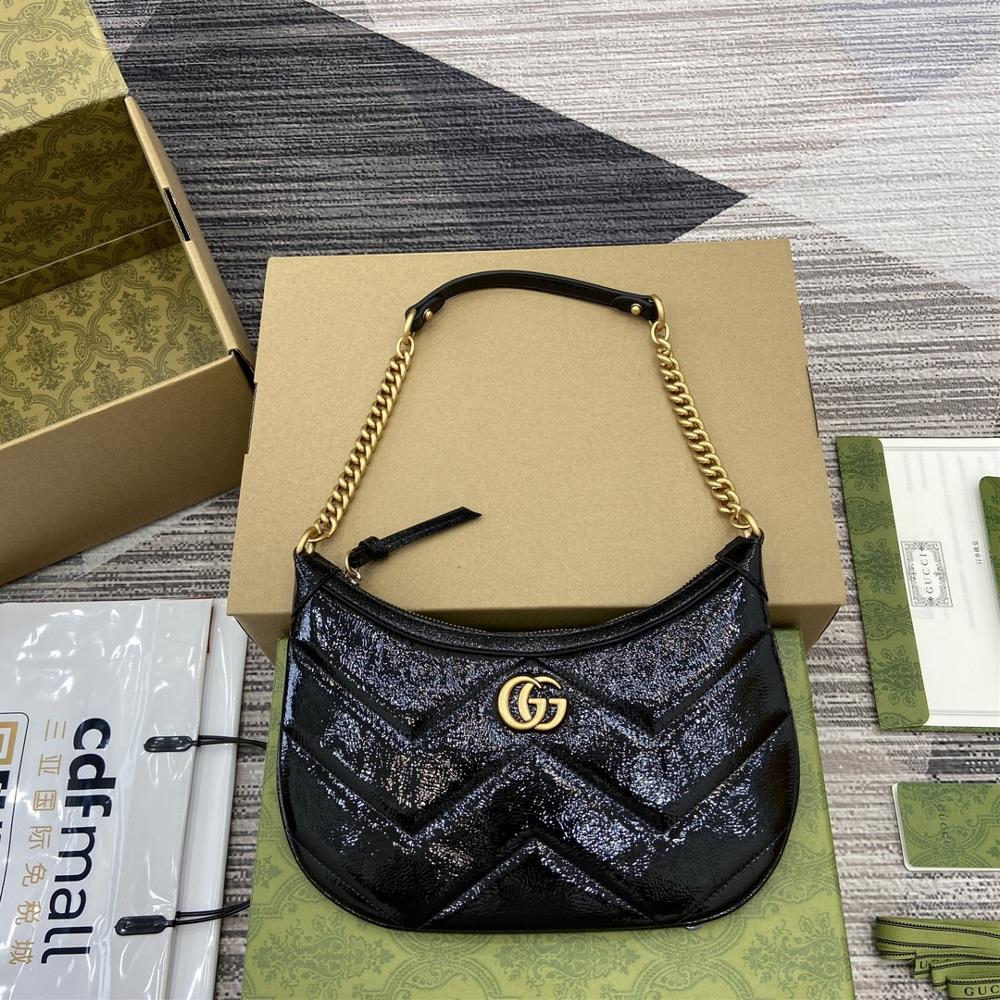 Comes with a full set of packaging GG Marmont series small shoulder backpacksQuilted leather and brand classic letter interwoven styling accessories