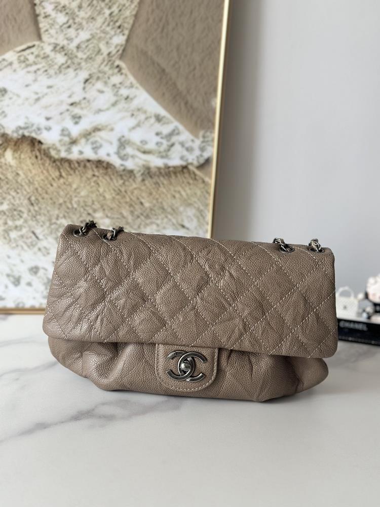 Original development toplevelChaneVintage cloud pack with apricot color ball pattern in stockUnique and fashionable with a high rate of return This