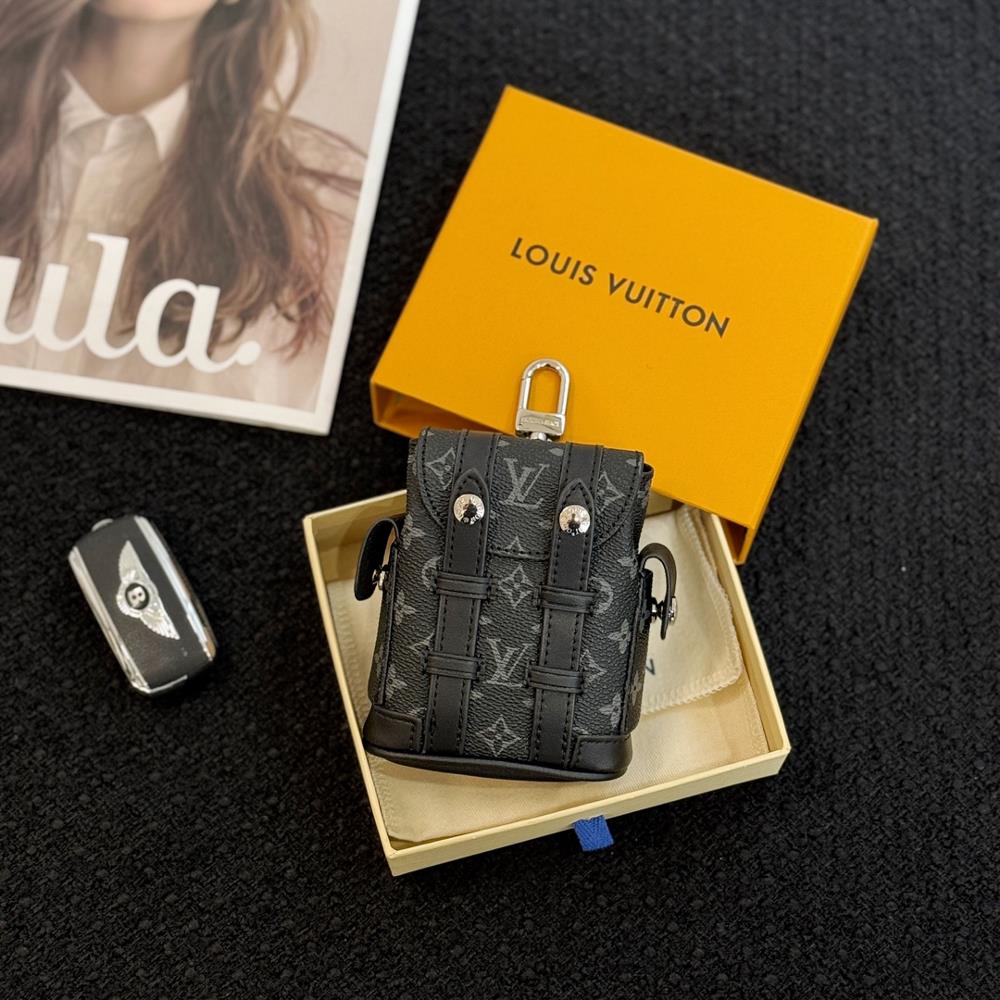 New Mini Backpack Pendant in 8 Colors for ShipmentLouis Vuitton LV Mini Backpack Keychain PendantCan hold small items such as cards and change M77166s