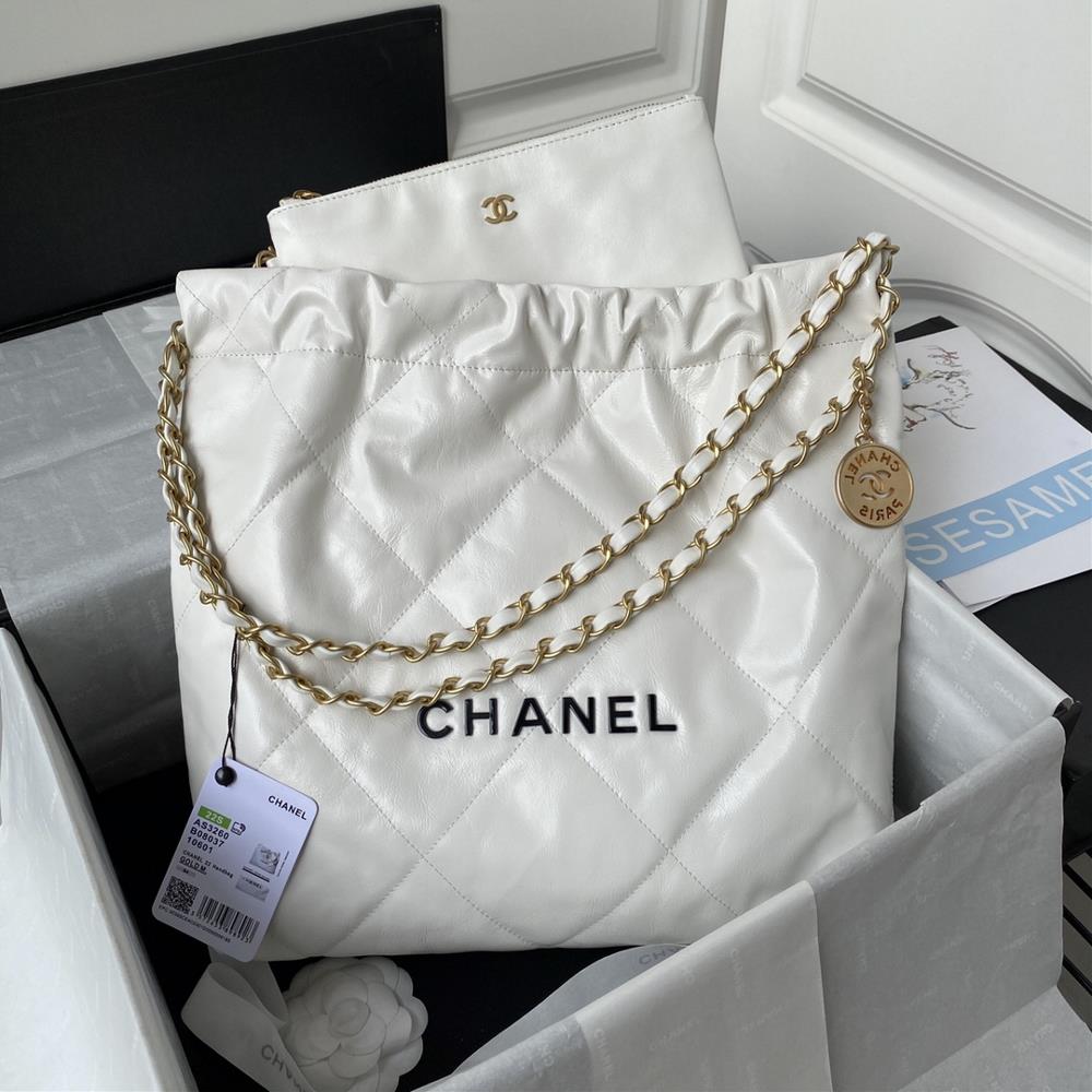 White and black font 2022 spring and summer hot 22 bag shopping bag AS3260 is the hottest and most worthwhile collection to buy this season Its name