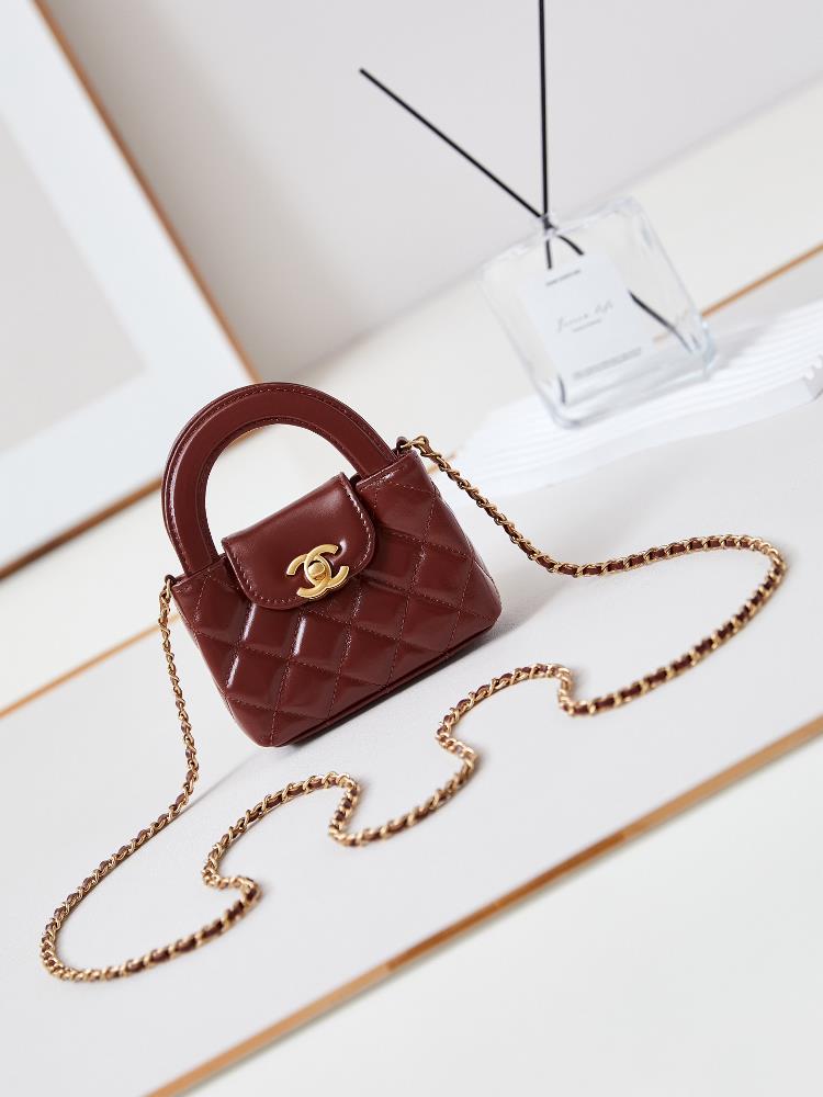 23K Kelly Handle Bag MiniFashion is a cycle and the popular vintage Kelly has been redesigned and revitalized by Chanel The vintage Kelly is famous