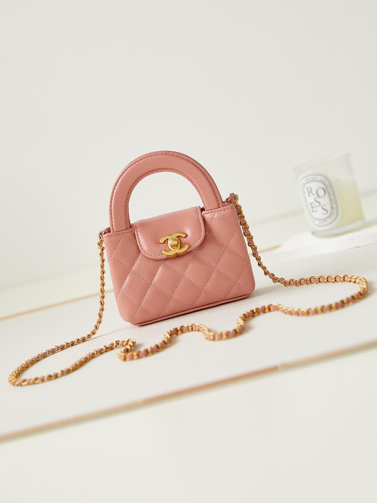 23K Kelly Handle Bag MiniFashion is a cycle and the popular vintage Kelly has been redesigned and revitalized by Chanel The vintage Kelly is famous