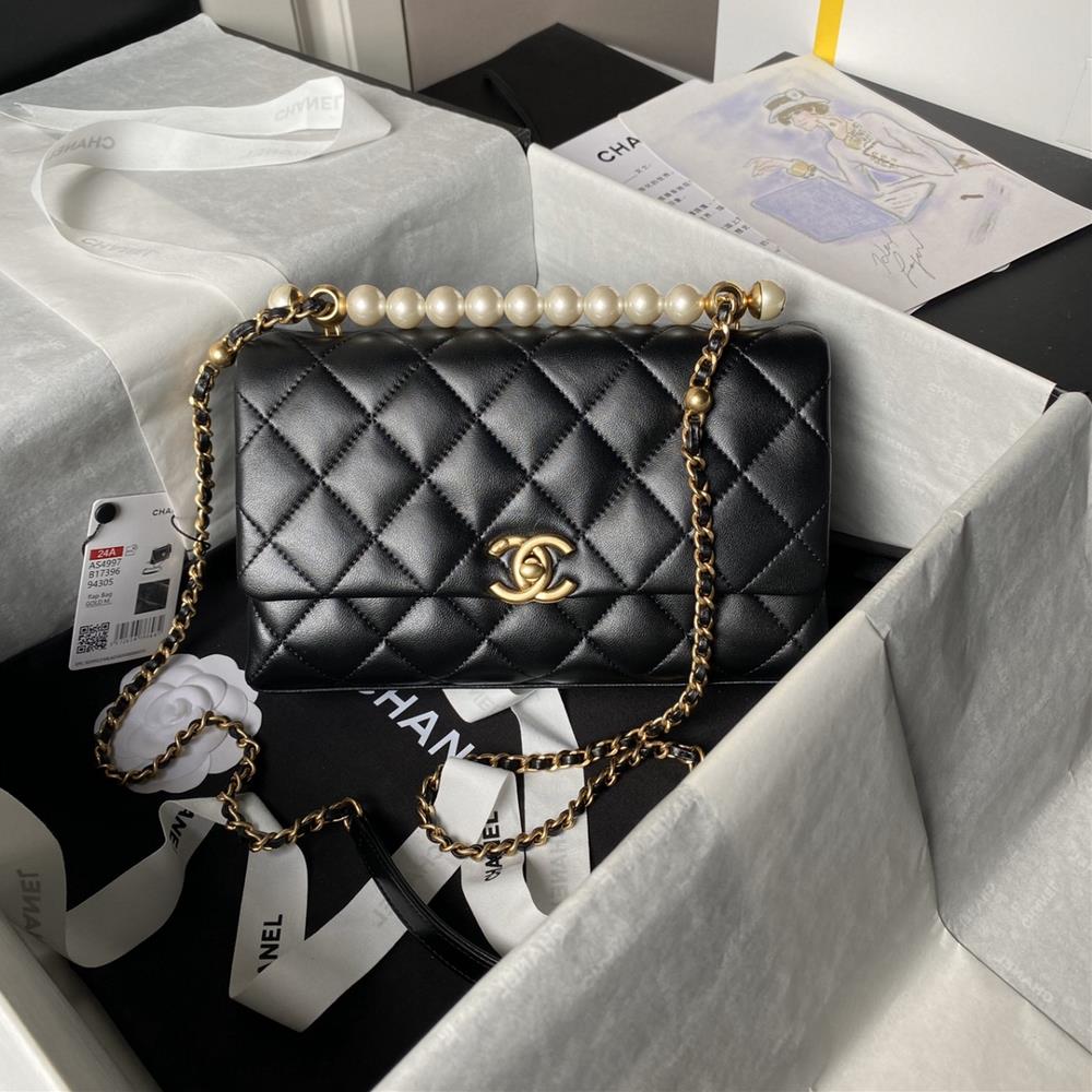 Chanel 24A Premium Handmade Pearl Luxury Texture Beauty Bag Model AS4997Sweet color matching highend luxury and durability are becoming more and mo