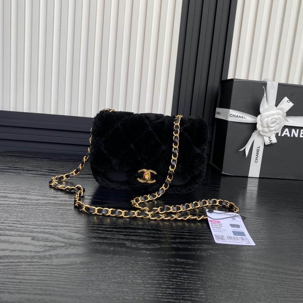 Chanel 24K CF mini lamb wool AS5148 super cute teddy bear Milad color series lambskin and gold chain furry texture is great easy to match in autumn a