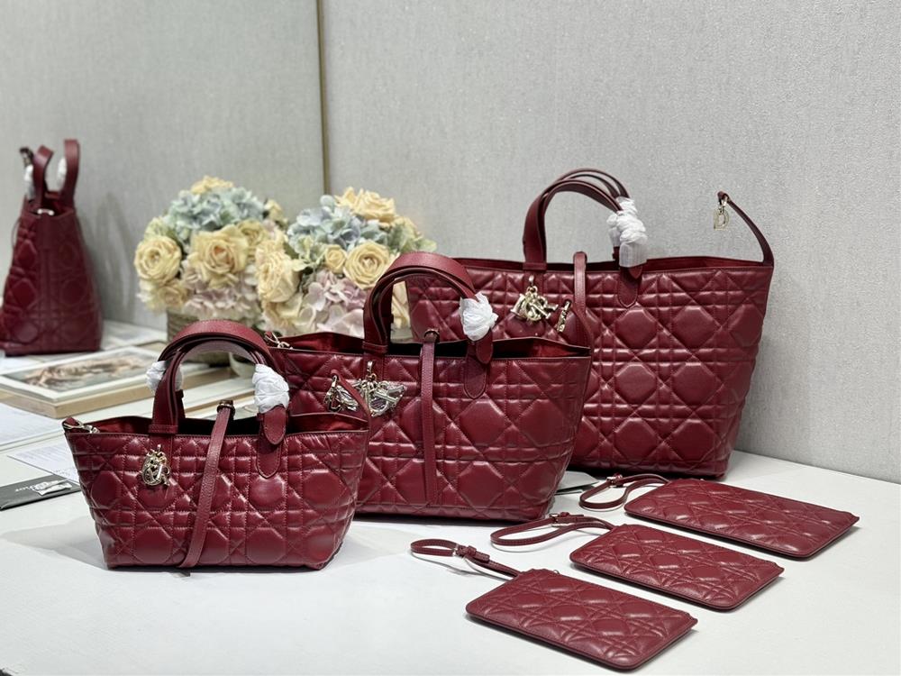 Dior Toujours handbag wine red three size comparison pictureModel 1188  professional luxury fashion brand agency businessIf you have wholesale or re