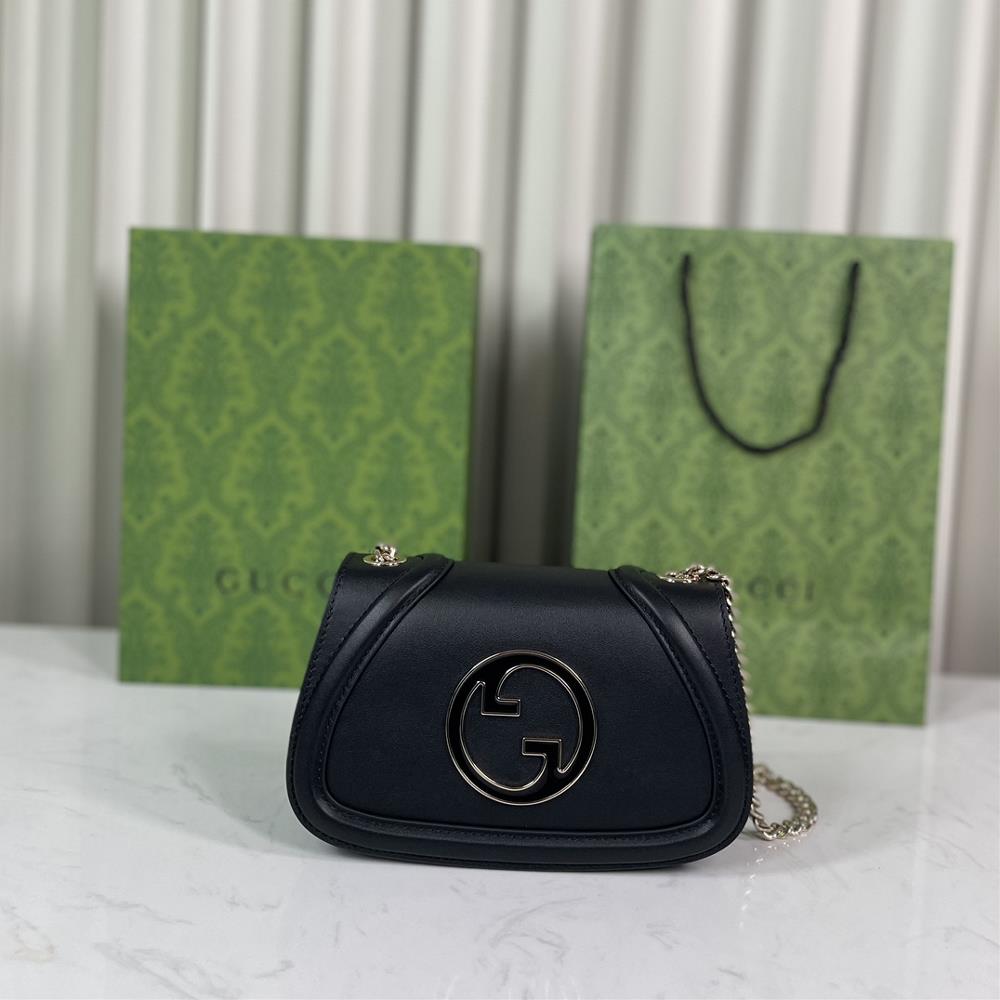 The new Gucci Blondie handbag collection is adorned with the brands iconic logo which first appeared in the early 1970s It cleverly combines herita