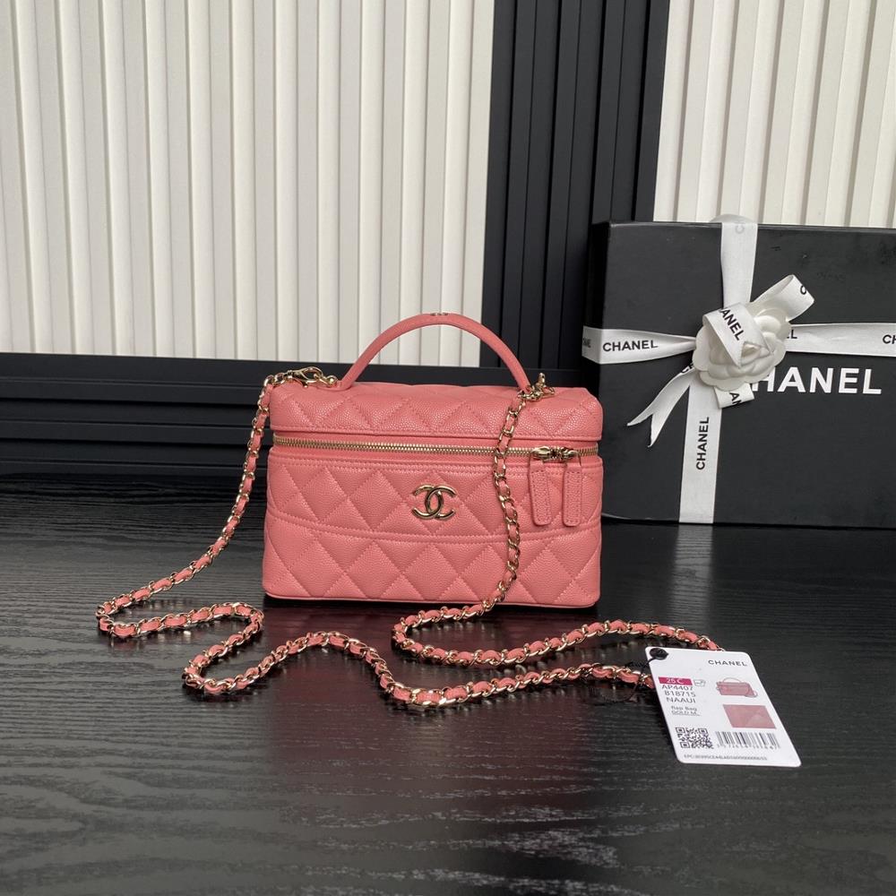 Fashionable new favorite Chanel 25C spring new product AP4407 exquisite and compact chain clutch granule calf leather with gold metal handle and small