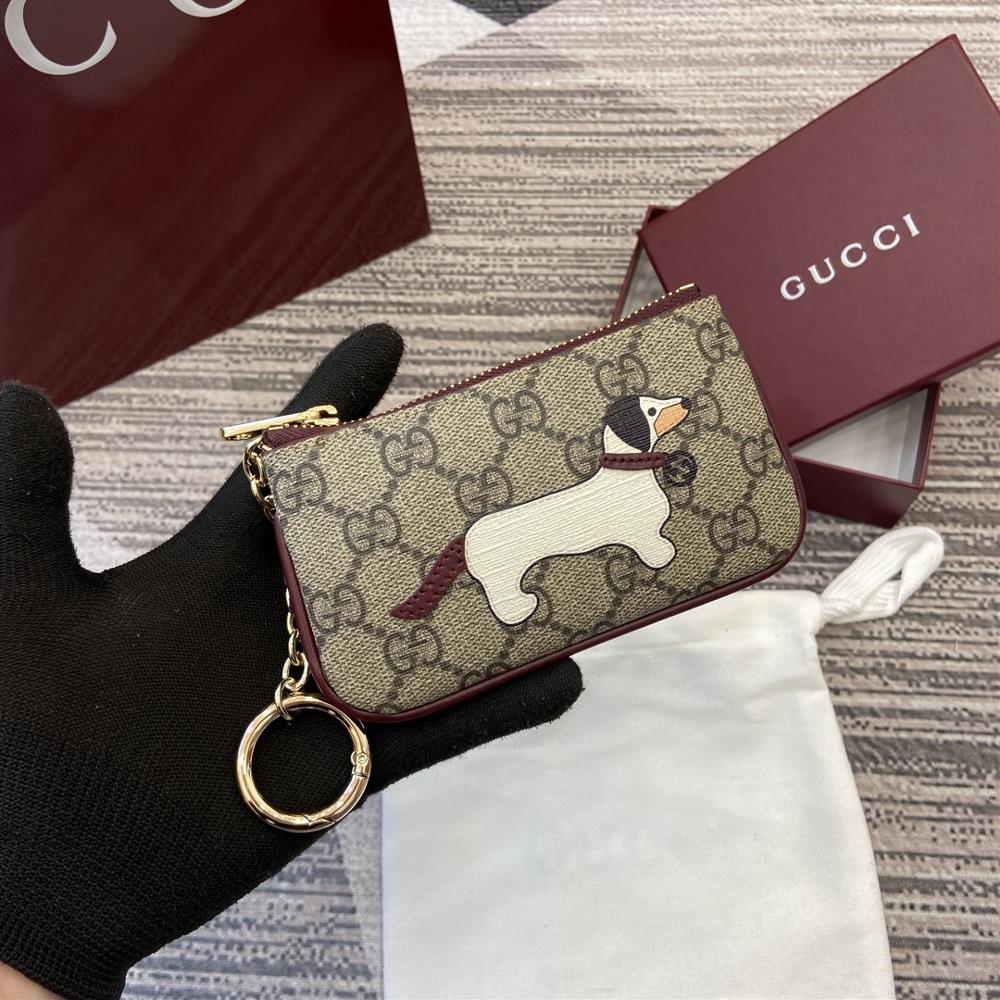 Equipped with a full set of counter packaging and small dog details GG mini wallet cute and playful animals such as cats dogs and pandas gather tog