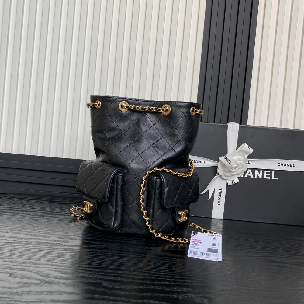 Chanel 25C Early Spring Collection AS5310 Shoulder Bag is a popular item that makes you fall asleep The small sheepskin with drawstring chain details