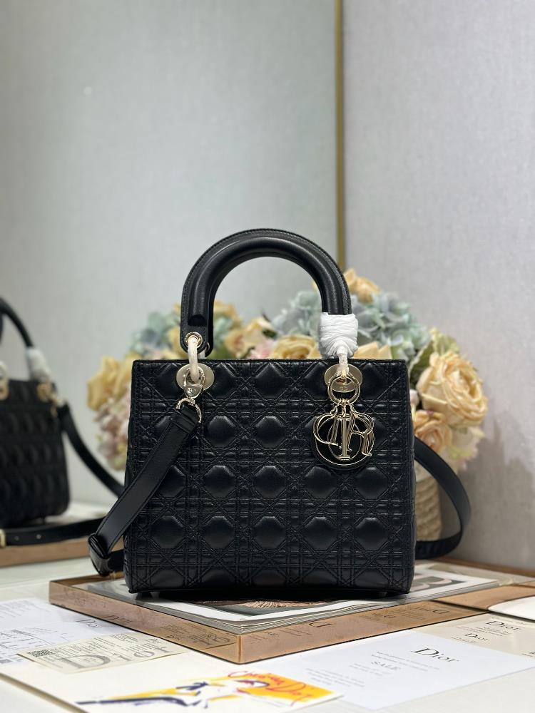 Medium LADY DIOR New Craft Double Embroidery Thread Tengge Pattern Handbag Five Grid Black SheepThis Lady Dior handbag embodies Diors profound insigh