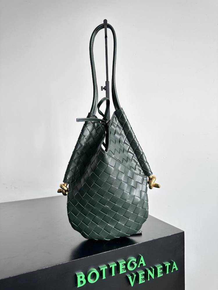 Original factory 2368950 Bottega Veneta also known as Yang Mis Solstice Shoulder Ba The latest bag design comes with a small bag insideExtremely ca