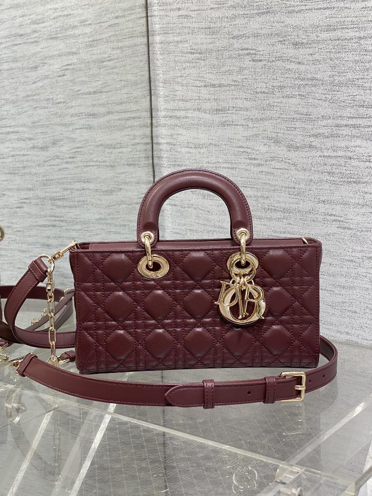 Wine red large in stockThe allnew Djoy is making a strong comeback with the rhythm of a big hit The bag comes with two shoulder straps and multiple