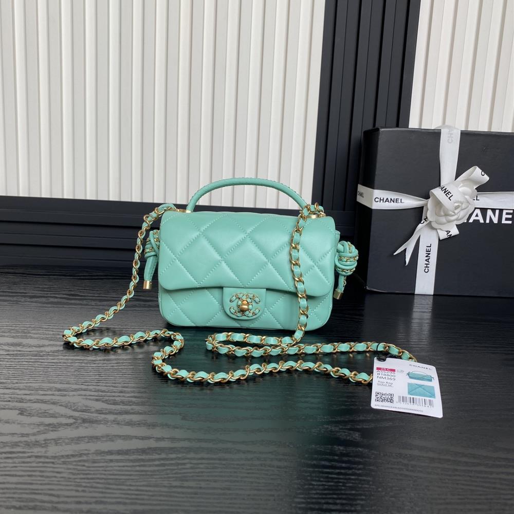 Chanel 25C Early Spring Collection CF Knitted Knot Handbag AS5298Sheepskin paired with gold metal delicate handle weaving design classic chain style