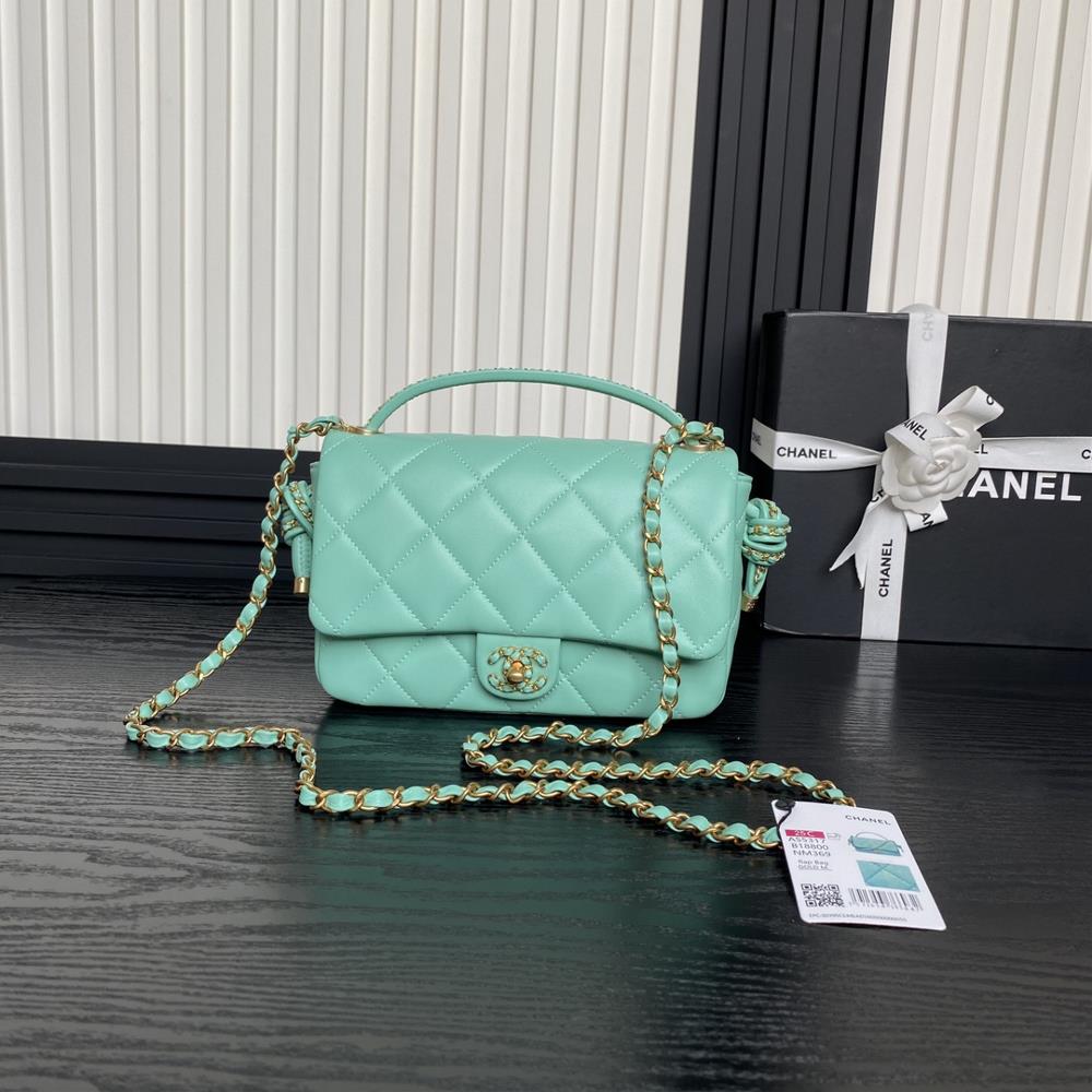 Chanel 25C Early Spring Collection CF Knitted Knot Handbag AS5317Sheepskin paired with gold metal delicate handle weaving design classic chain style