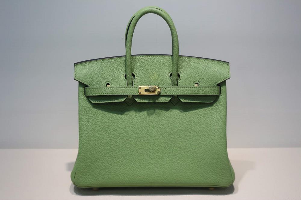 goods in stockB Avocado Green Gold  professional luxury fashion brand agency businessIf you have wholesale or retail intentions please contact onli