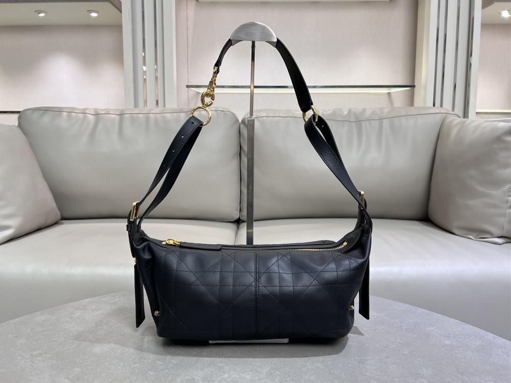 This DJourney handbag is a new product of this season which made a brilliant debut at Diors SpringSummer 2025 ready to wear collection It has a so