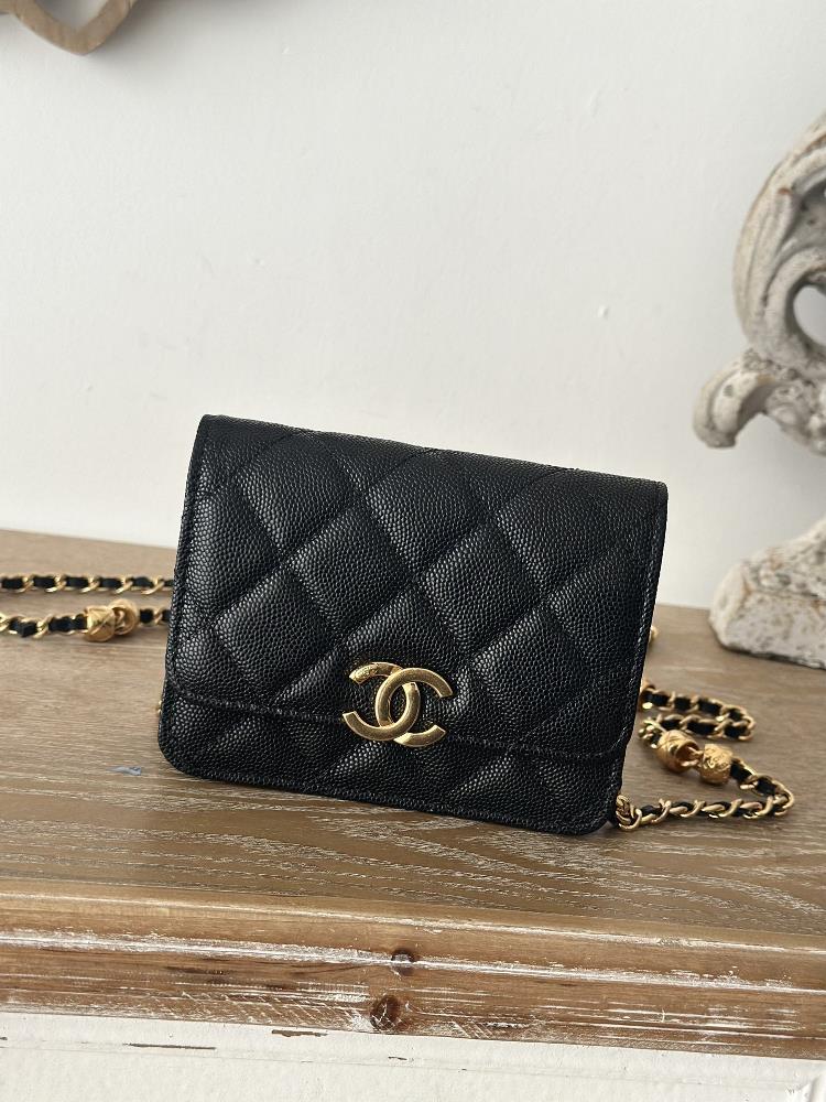 In stock new Chanel chain bead cap coin purseThe new early spring outfit of 5c looks even more beautifulQuality and appearance coexist and the upper