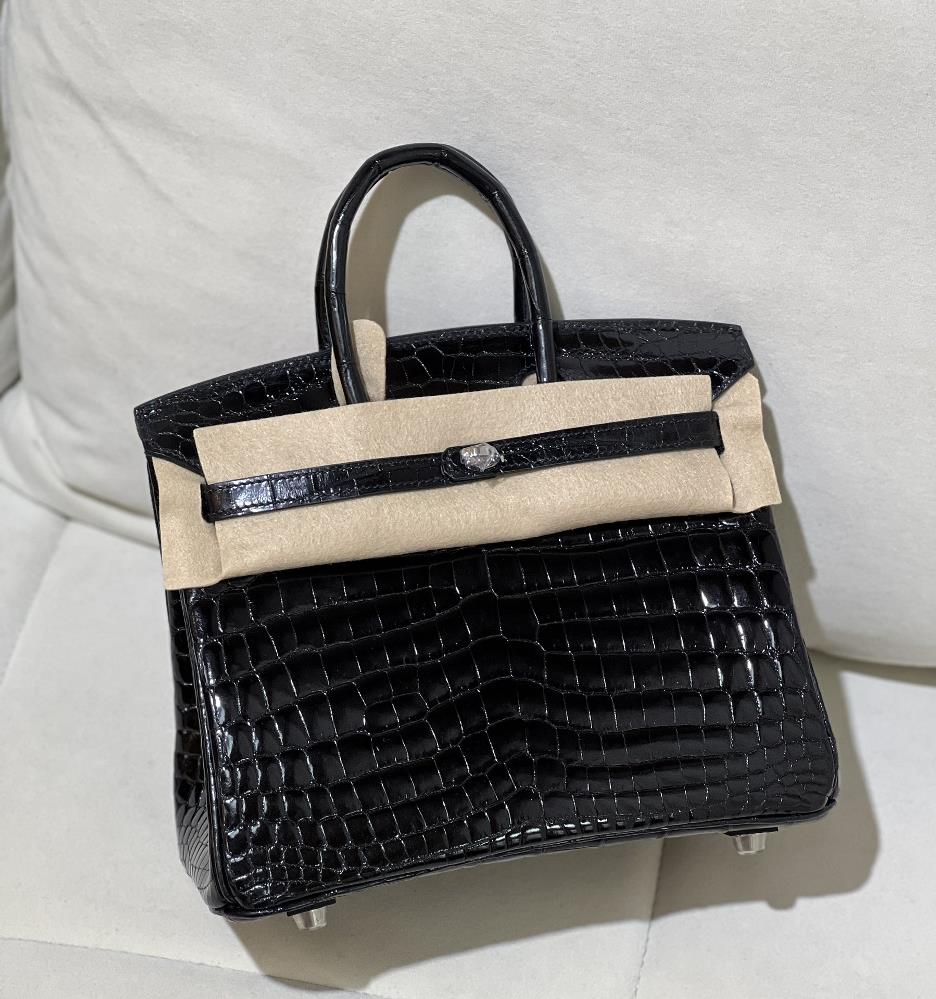 Birkin25 Nile High gloss Black Silver Buckle in Stock  professional luxury fashion brand agency businessIf you have wholesale or retail intentions