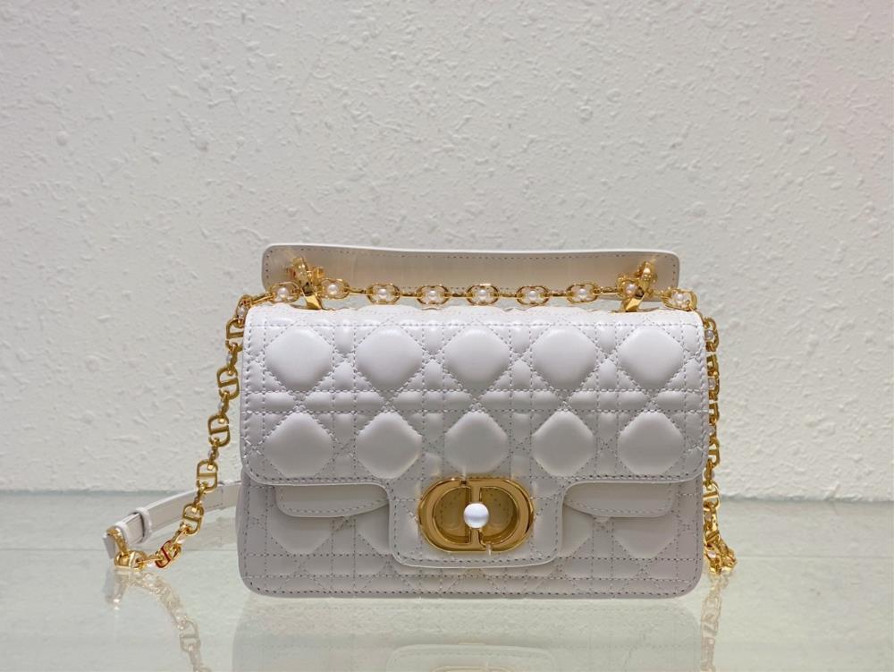 Small Dior Jolie handbagWhite cowhide rattan grid patternNumber 9271This Dior Jolie handbag is a new addition to the SpringSummer 2024 ready to wear