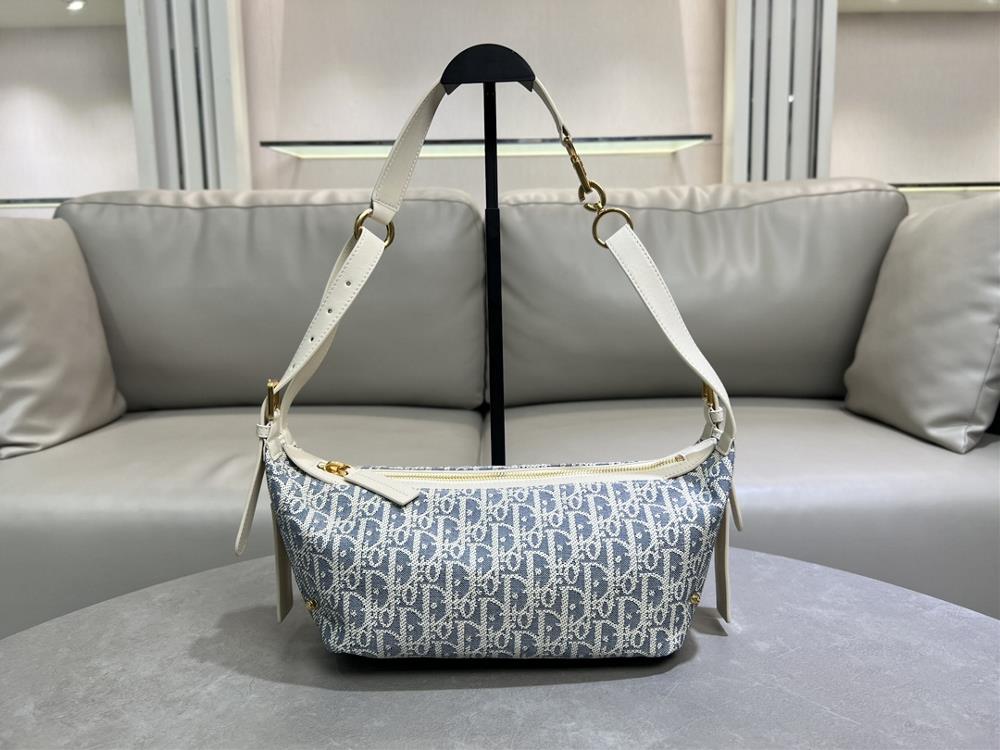 trumpetThe Journey Coconut Grass series has a summer vibe with sky blue fabric paired with milky white calf leather The light color scheme looks fre