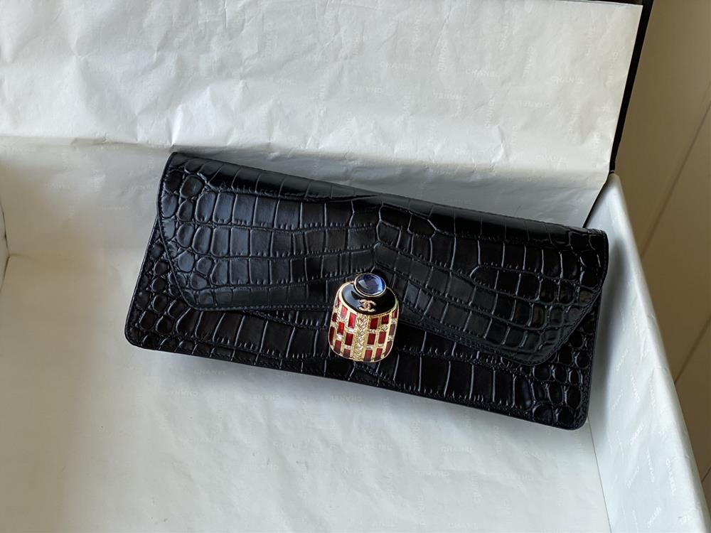 Complete packagingChanel AS6603 19 Beetle handbag seriesImported Italian calf leather with embossed retro crocodile pattern and soft touch Most of th