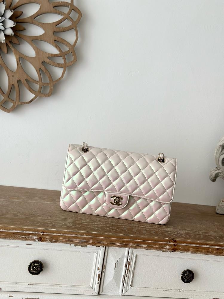 Complete packagingIn stock Chane imported sheepskin full rigid hardwareNew Pearl Apricot Light Gold Buckle Classic SheepskinTwisting and opening with