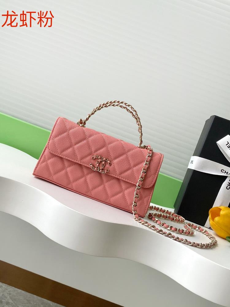 The design of the 25A cross handle leather horizontal version and large horizontal flip cover is both retro and fashionable with a leather chain inte