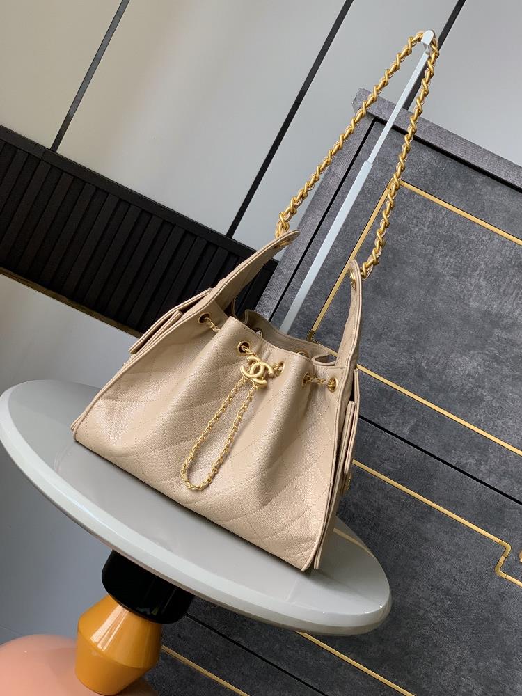 Milk tea colored imported super soft caviar cowhide not the top quality hard goods on the market OHANEL 25S drawstring bucket Hobo black small size