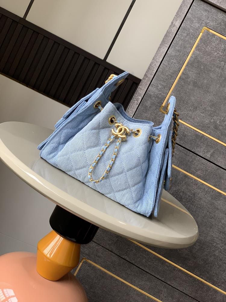 Mini size OHANEL25A springsummer denim new hippie shiny black gold casual lazy bag design undoubtedly the king of springsummer vacation with intell