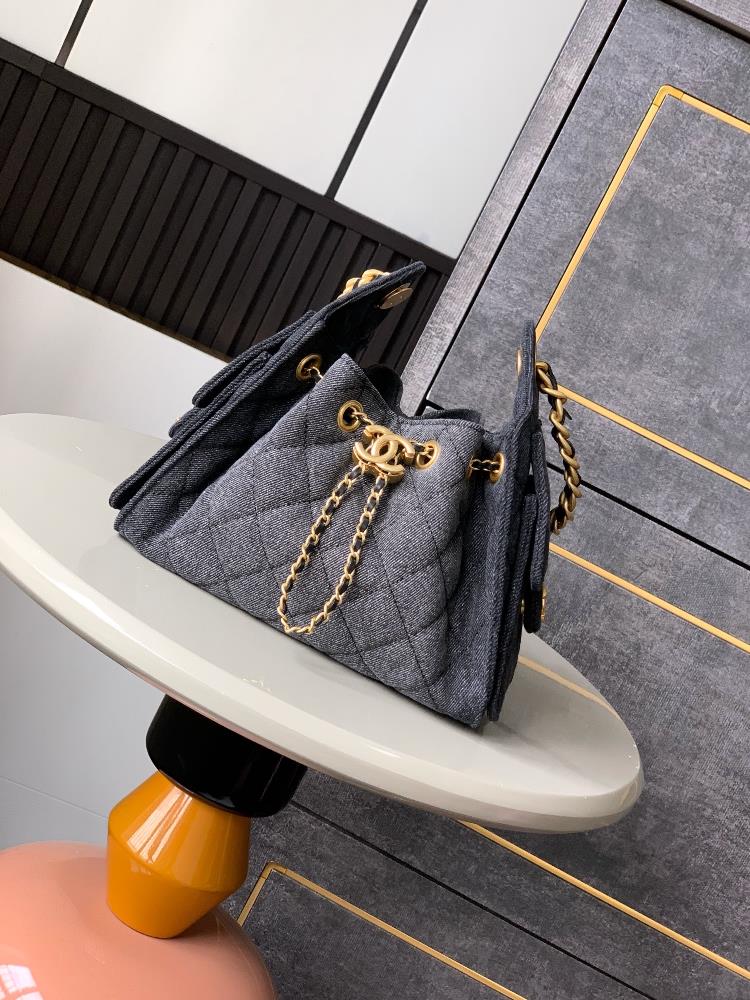 Mini size black denim OHANEL25A springsummer denim new hippie shiny black gold casual lazy bag design is undoubtedly the king of springsummer vacati
