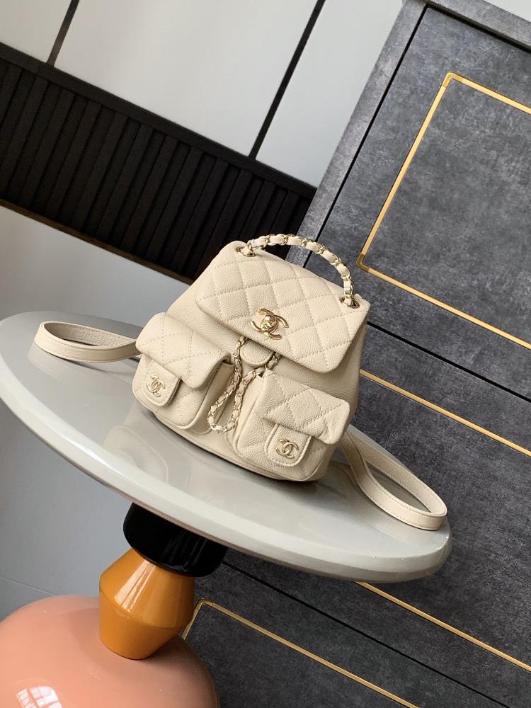 The small size milk tea color Ohanel 25Sduma backpack Xingdai appeared in stock The large size of the backpack looks good at the beginning of the pho