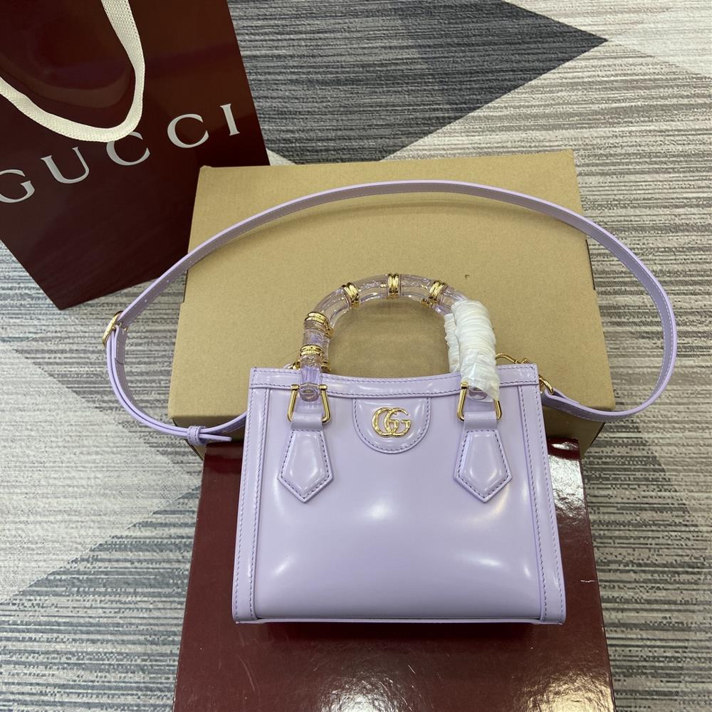 In the 2025 SpringSummer collection the Gucci Diana collection reinterprets classic bamboo accessories with resin and brass details accompanied by