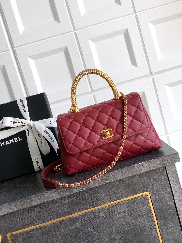 The wine red 23cm OHANEL 25A gold diamond hollow handle is a classic and fashionable series with a hot selling item coming The cocohandle classic wo