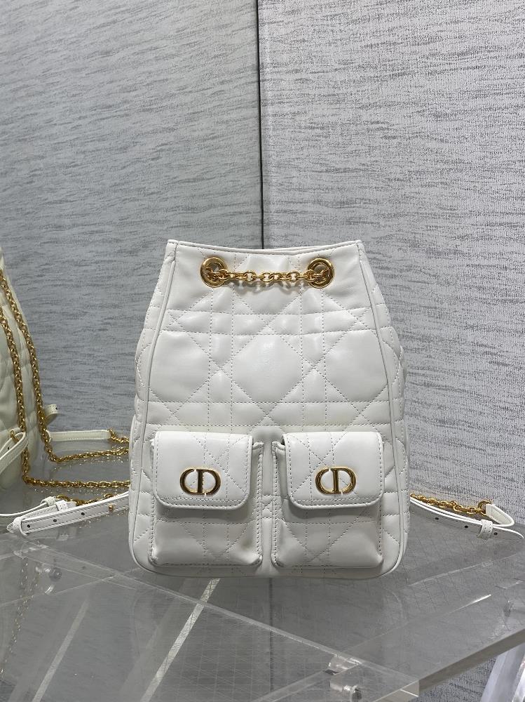 Dior Large SpotCaro Multicarriy Double Shoulder Wealth Bucket Backpack Series the new beauty bag has been launched again Imported lambskin is caref