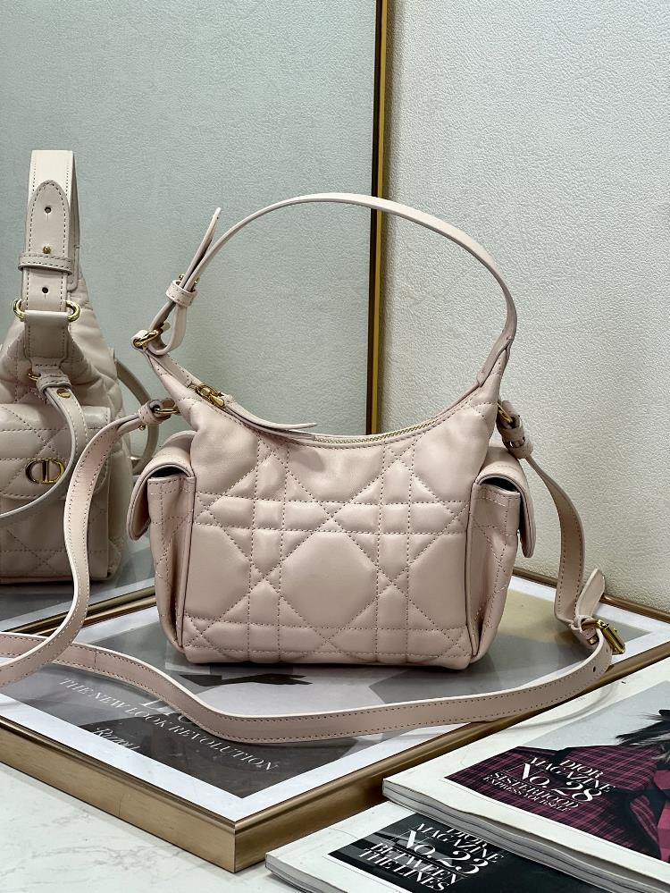 Small scale return of goodsDDream Mini Handbag 18x17x9cm  professional luxury fashion brand agency businessIf you have wholesale or retail intention