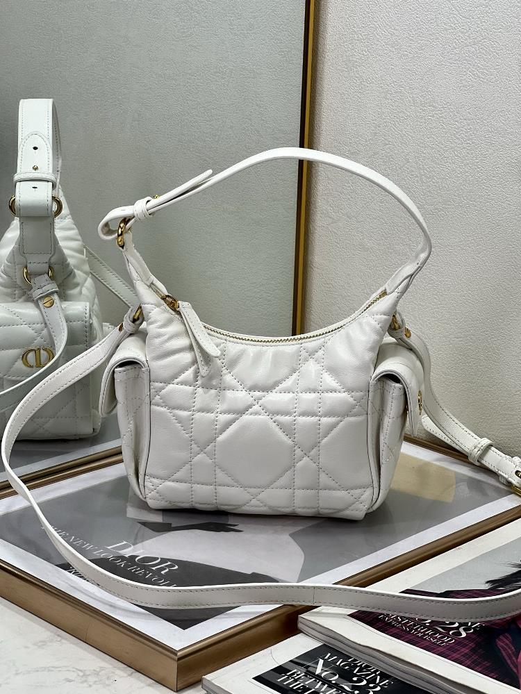 Small scale return of goodsDDream Mini Handbag 18x17x9cm  professional luxury fashion brand agency businessIf you have wholesale or retail intention