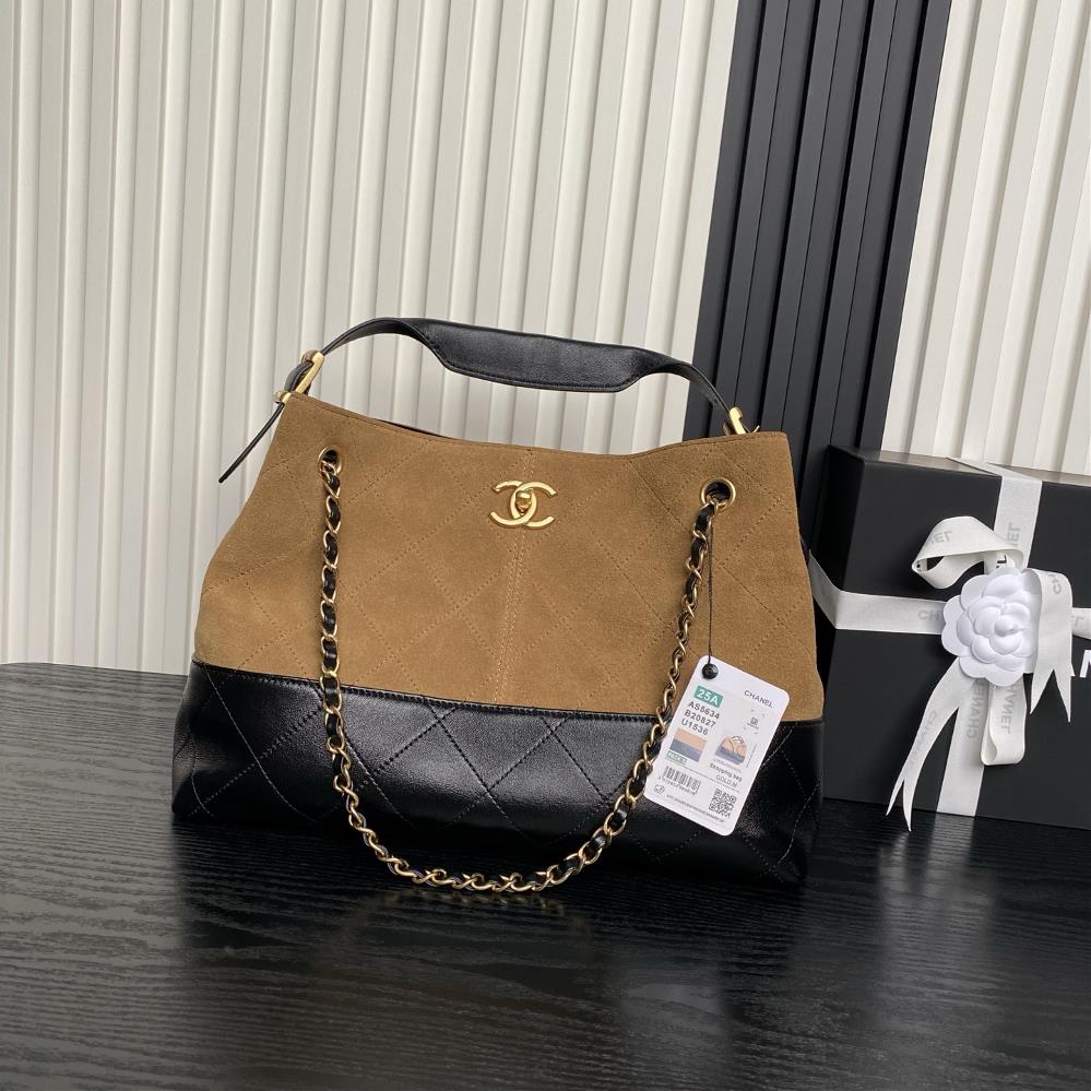 Chanel 25A High end Handmade Workshop Series AS5634 suede patchwork hobo Maillard color suede retro hardware with a large capacity to meet the soft an