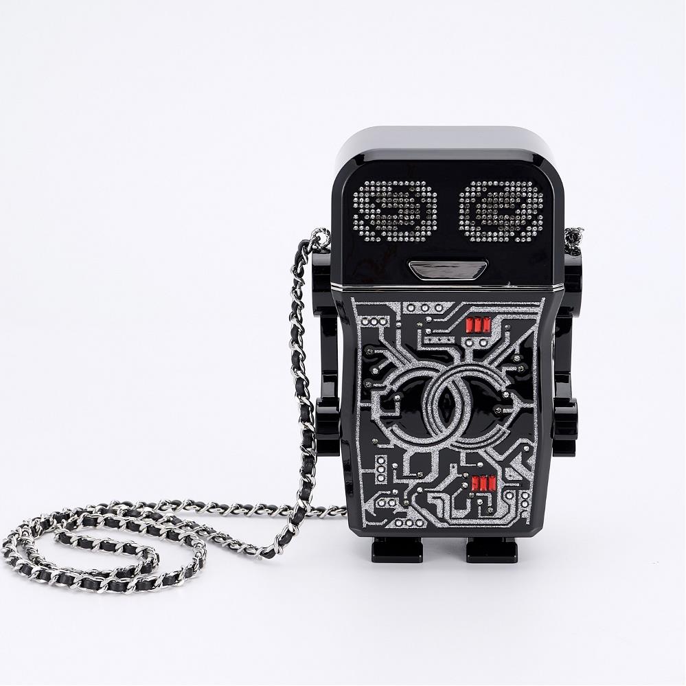 Exclusive heavyweight shipment of ohanel collector series show robot dinner bagA robot bag that appeared at Chanels springsummer fashion show The a
