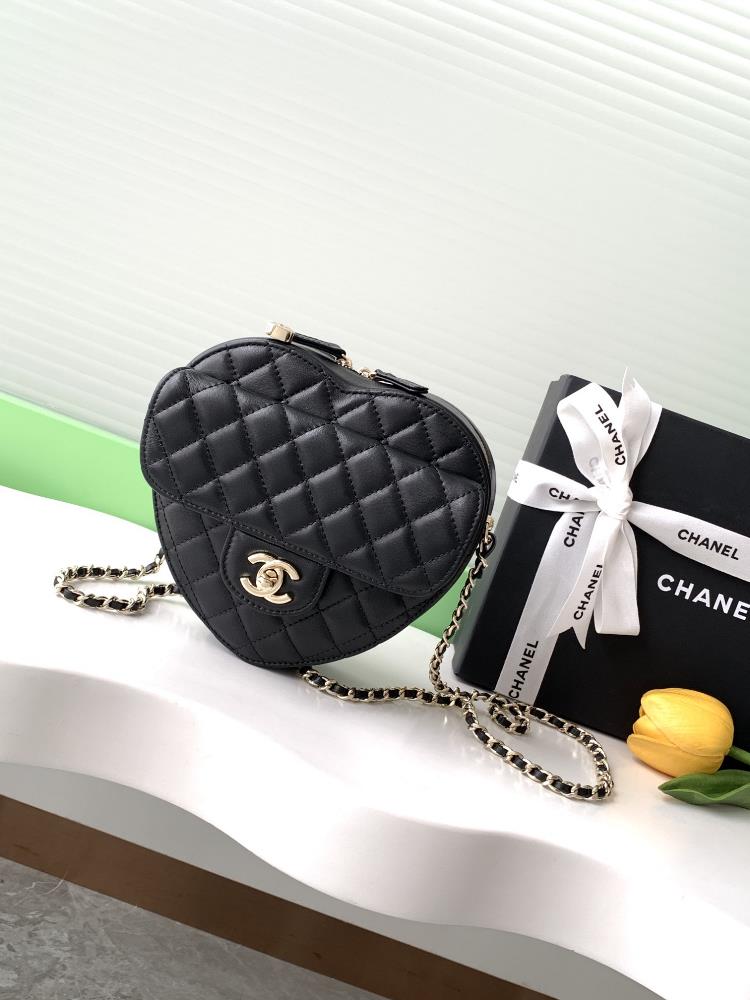 22cc SpringSummer Love Series HappyThe heartshaped style is really super beautiful Even if its a VIP its hard to buy at the counter Tears have