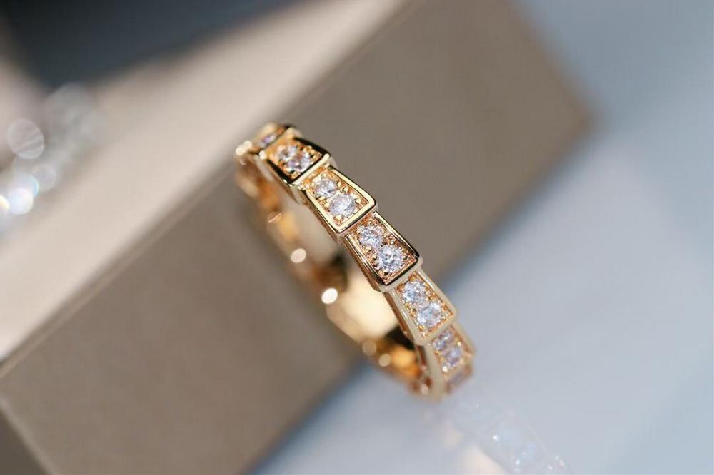 The Serpenti Viper has a diamond studded ring with snake bones and a triangular design resembling the head of a spirit snake resembling sharp little