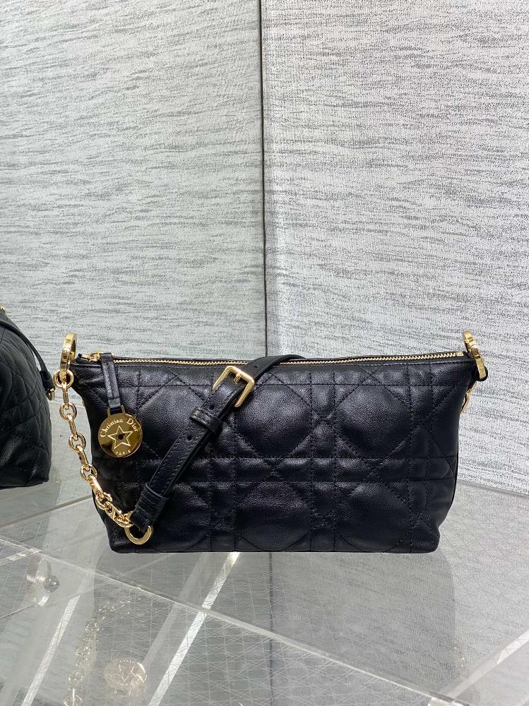 Original factory leather in stockHobo star Chain Handbag Series Upgraded Lunch Box Bag Practical Design Equipped with Adjustable Long Shoulder Stra