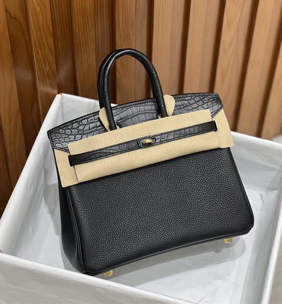 Birkin25 black gold matte touch new product  professional luxury fashion brand agency businessIf you have wholesale or retail intentions please con