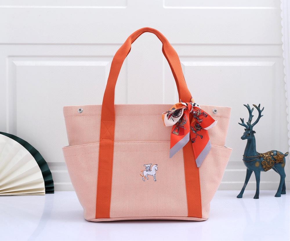 Single image download  professional luxury fashion brand agency businessIf you have wholesale or retail intentions please contact online customer s