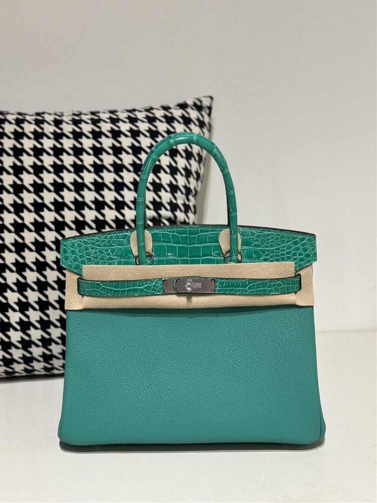 Platinum 30Touch alligator with Togo cowhide and royal green silver buckle  professional luxury fashion brand agency businessIf you have wholesale o