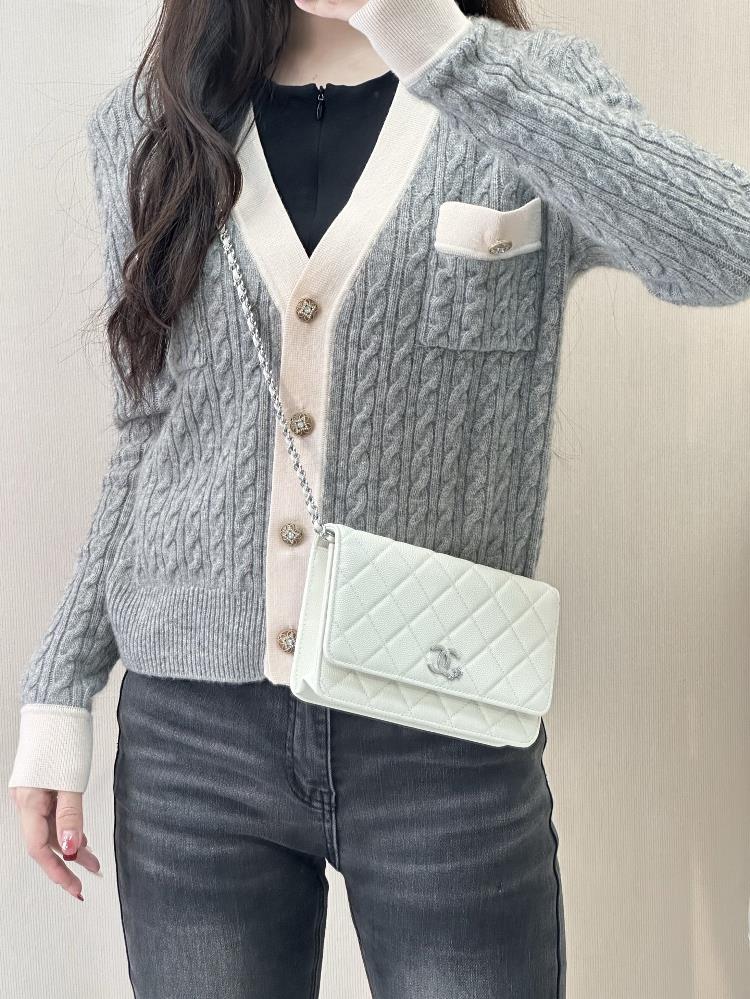 3723 white upper body  professional luxury fashion brand agency businessIf you have wholesale or retail intentions please contact online customer s