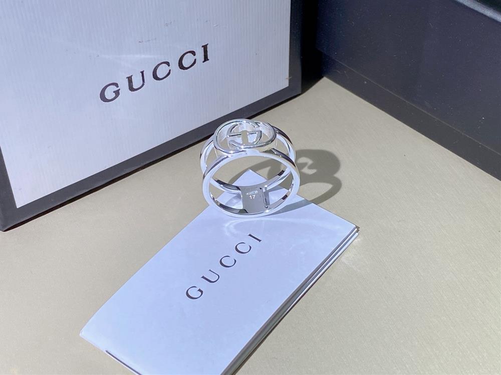 The wide version has arrived2021 New Gucci Exclusive Double Layer Double G Wide Edition RingThe pure silver production effect is consistent and the g
