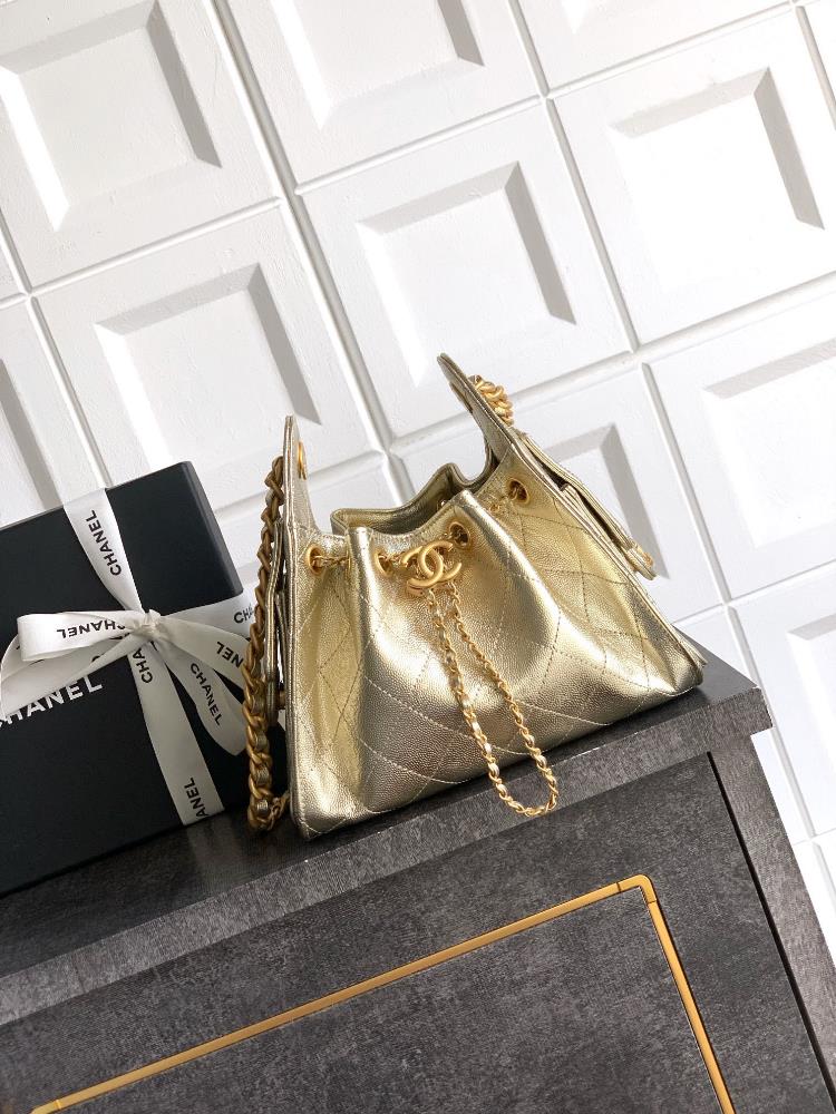 Mini size Mimi light champagne gold OHANEL 26C caviar leather new hippie shiny black gold casual lazy bag shape is undoubtedly the king of spring and