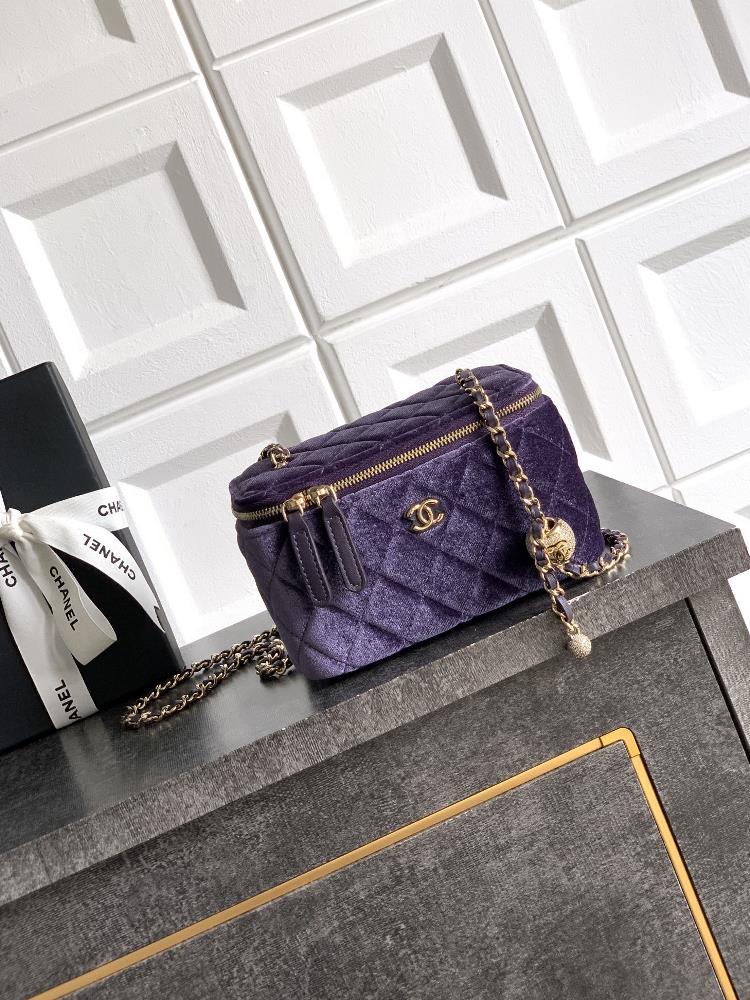Xiangyu Purple Silk Diamond Gold Bead Buckle OHANEL 25B Explosive Box Bag Exquisite and Unique Chain Small Makeup Box can hold a phone with a very to