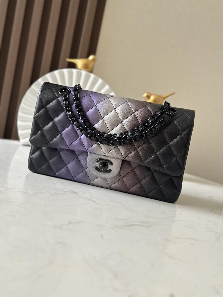 0 full set of packaging Chanes new tri color black cowhide CFThe golden light is shining and beautiful The classic shape is colorful black cowhide