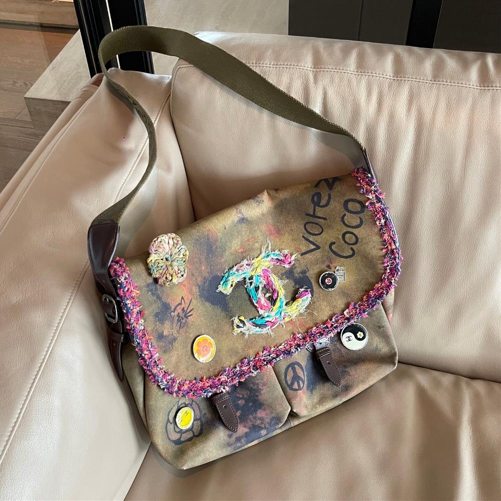 CHANEL VINTAGE Anti War Pack LargeSize 42x30x13cm  professional luxury fashion brand agency businessIf you have wholesale or retail intentions plea